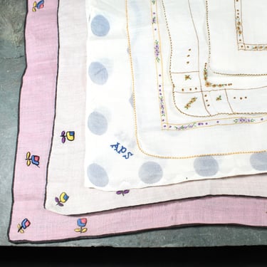 Set of 8 Vintage Embroidered Linen Handkerchiefs | Linen Handkerchiefs | Vintage Wedding | Vintage Linens | Bixley Shop 