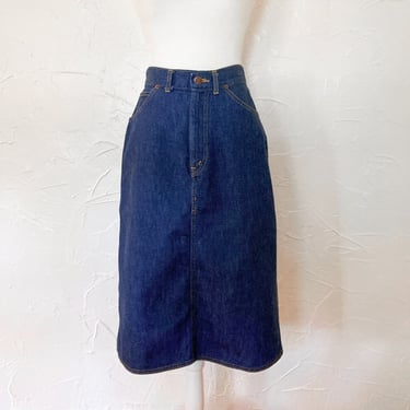 70s Medium Wash Blue Denim A-Line Midi-Skirt | Small/27