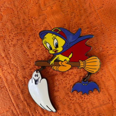 Vintage Tweety Witch Halloween Pin, Brooch With Tie Tack Backing, Halloween Pin, Warner Brothers, Looney Tunes Character, Yellow Bird 