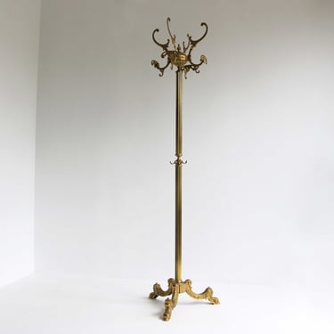 Impressive Ornate Brass Hollywood Regency Antique Golden Coat Hat Rack Hall Tree Coat Tree Floor Stand Vintage Eye catcher Classic 1960s 