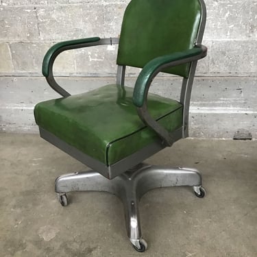 Mid-Century Desk Chair (Seattle)