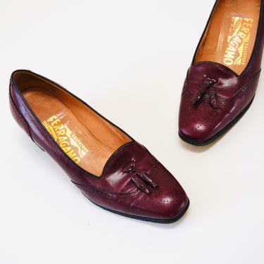 Vintage Salvatore Ferragamo Burgundy Pumps Shoes size 4 1/2 C Brown Burgundy Leather Vintage Pumps Low Heel Ferragamos 4 1/2 C Made in Italy 