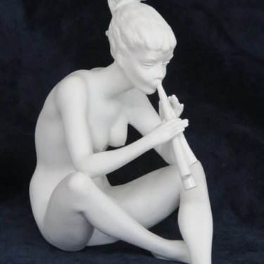 AK Kaiser White Bisque Porcelain Nude Girl Playing Flute Statue Figurine 3666B