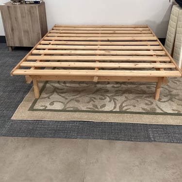 Solid Wood Queen Platform Bed