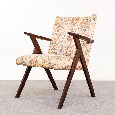 Mid Century Teak Lounge Chair - (321-230) 
