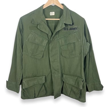 Vintage 1970s Vietnam War US Army Jungle Fatigue Jacket ~ Medium Short ~ Slant Pockets ~ Rip Stop ~ Patches / Airborne / Ranger 