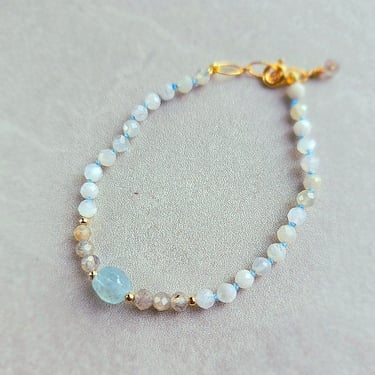 Willa Bracelet - Moonstone, Labradorite + Aquamarine