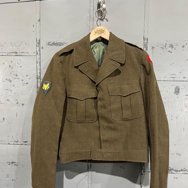 WWII Ike jacket cropped us army jacket size 36 long green wool with patches military 