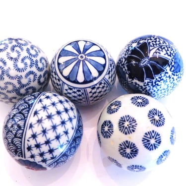 Vintage Set of 5 Blue White Chinoiserie Carpet Balls  - Five Blue White Ceramic Carpet Balls 