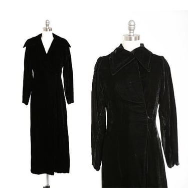 Vintage 40s black velvet pointed collar coat 