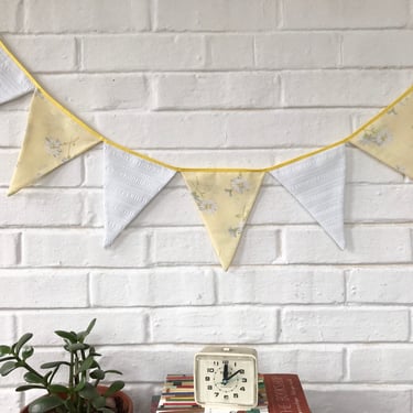 Yellow Daisy Bunting Flags 
