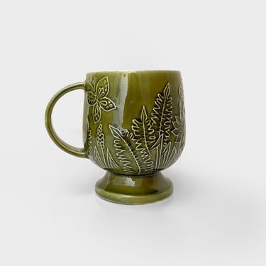 Butterflies in a Floral Garden Footed Coffee Mug in Avocado Green Secla Portugal 