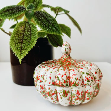 Red & Green Lidded Dish