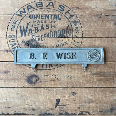 Vintage Cast Aluminum Custom Mailbox Topper Name Plaque 