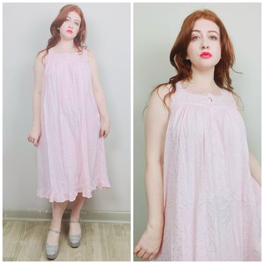 1990s Vintage Pink Pastel Cotton Nightgown / 90s  / Nineties Floral Embroidered Eyelet Ribbon Babydoll / Size Large - XL 