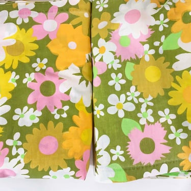 Vintage Fieldcrest Perfection Double Flat Sheet Pair Set of 2 Full Floral Flowers Retro Country Farmhouse Style 1960s 