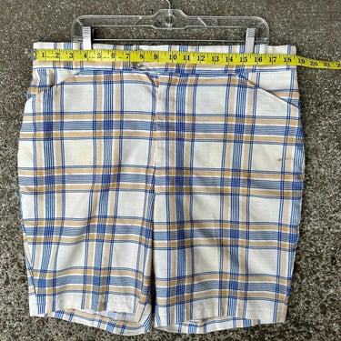 Vintage 1960’s Men’s Sta-Prest shorts~ Mod 60’s summer shorts Plaid off white blue & gold~ 36” waist 