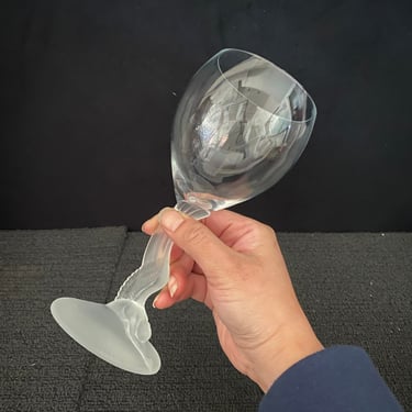 Lenox 'Swan Lake' Frosted Stem Wine Glasses