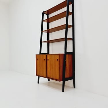 Danish Midcentury vintage freestanding bookcase / bookcase teak by Bengt Ruda, 1960s 