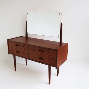 Scandinavian Modern Teak Dressing Table or Drawer Chest Vanity Mirror Side Table Wall Table Bedroom Furniture Midcentury Modern Dresser 