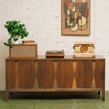 Mount Airy JANUS Collection Credenza, circa 1960