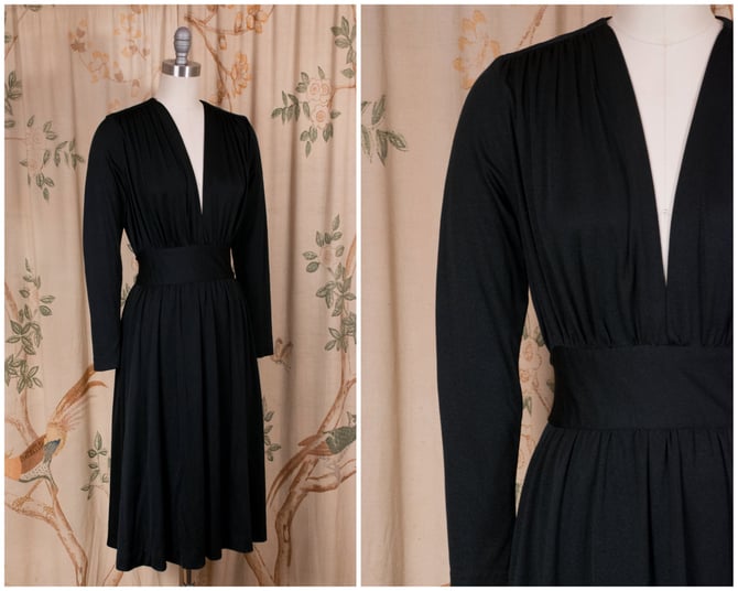 1970s Dress - Versatile Vintage 70s Deep Plunge Jersey Dress with Adjustable Waist Fit by Joy Stevens 