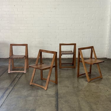 Minimal Mid Century Folding Chairs- Set 