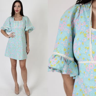 Vintage 70s Pastel Floral Dress / Wide Lightweight Bell Sleeves / Fairycore Baby Blue Prairie Mini Frock 