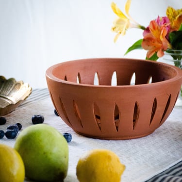 Handmade Berry Bowl, Fruit Bowl, Kitchen Colander, Clay Bowl, Christmas Gift 