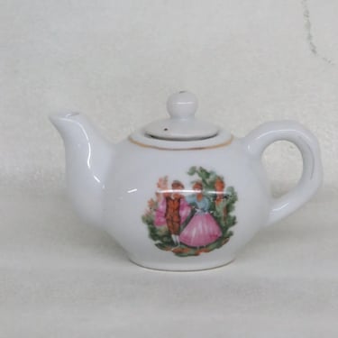 Miniature Teapot Porcelain Courting Couple Cameo Made in China 3508B