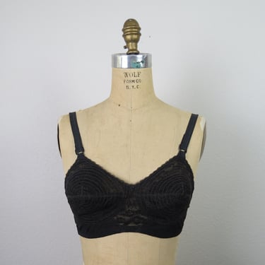 Vintage 1940s 1950s bullet bra conical black lingerie brassier size 34B 