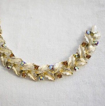 1950s Lisner Leaf and Rhinestone Bracelet 