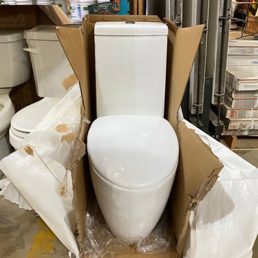 Swiss Madison 'St. Tropez' One Piece Elongated Toilet