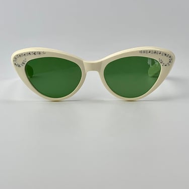 1950'S Cat Eye Sunglasses - Creamy White Plastic Frame - Rhinestones Details - Made in the USA - Original Green Glass Lenses 
