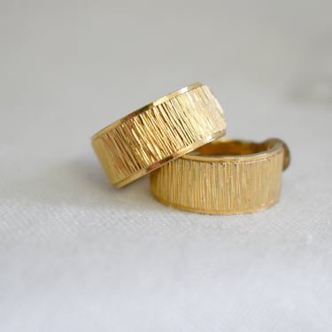 Vintage Textured Gold Hoop Clip Earrings 