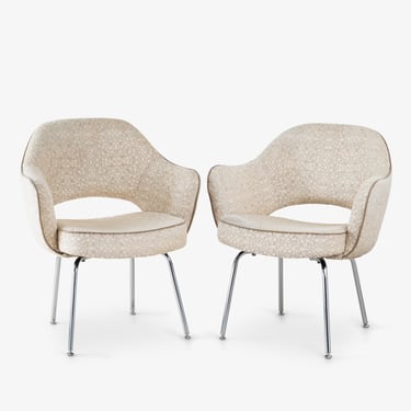 Saarinen Executive Arm Chairs in Edelman Leather, Pair