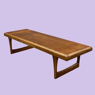 LOCAL PICKUP ONLY ———— Vintage Lane Coffee Table 