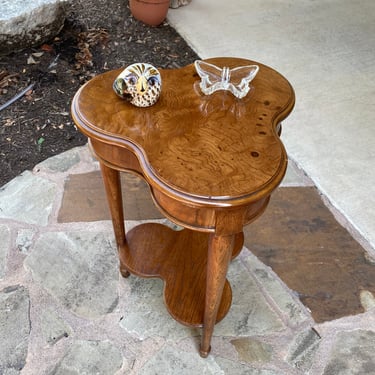 Vintage Eclectic Mid Century Style Lane Clover Shaped Accent / Side Table 