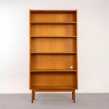 Oak Danish Bookcase - (325-186) 