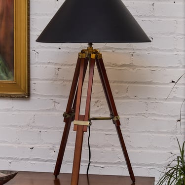 Tripod Table Lamp