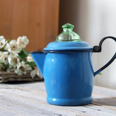 Blue enamelware kettle / vintage enamelware percolator / vintage kettle / enamel coffee pot / rustic decor / farmhouse kitchenware 