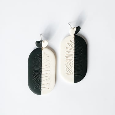 Two Tone Fern Earrings made from Polymer Clay | SUPERBLOOM in black and white 