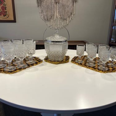 Vintage 18 Piece Set of Indiana Glass Diamond Point Pressed Glass Goblets and Ice Bucket 