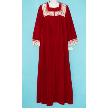 Vintage 1970s Kayser Housecoat Robe with Tags | Red with Lace Trim | Small | 2 