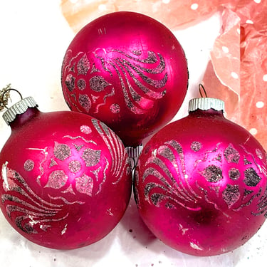 VINTAGE: 3 Shiny Brite Glass Ornaments - Old Distressed Christmas Ornaments - Holliday - SKU 24 25-D-00014013 