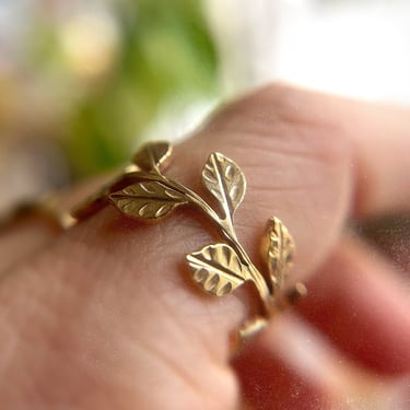 Vine Ring in Silver or Gold - Gift for Her - Flower Crown Vine Ring - Vine Ring for Nature Lovers - Gold Vine Ring - Silver Vine Ring 