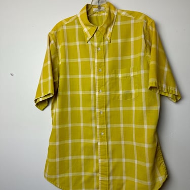 1960’s Men’s Mod shirt~ Chartreuse plaid short sleeve button down Sta- prest style shirts~ size Med 42-44 