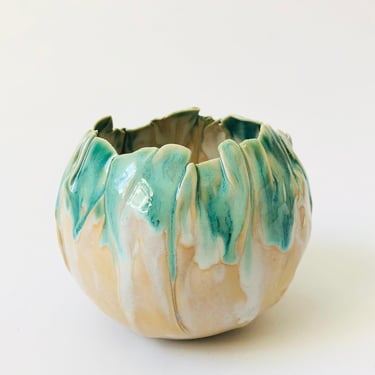 Pottery Cabbage Bowl 