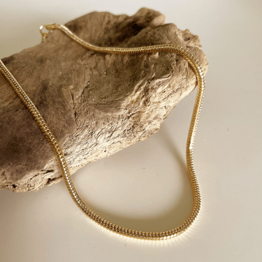 Loen Chain Necklace