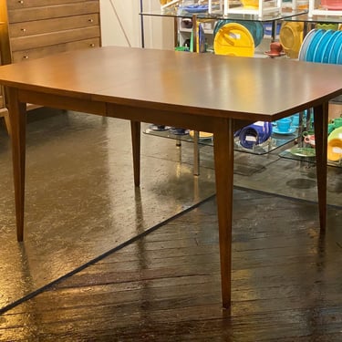 Broyhill Saga Extension Dining Table in Walnut, Circa 1960s - *Please ask for a shipping quote before you buy. 